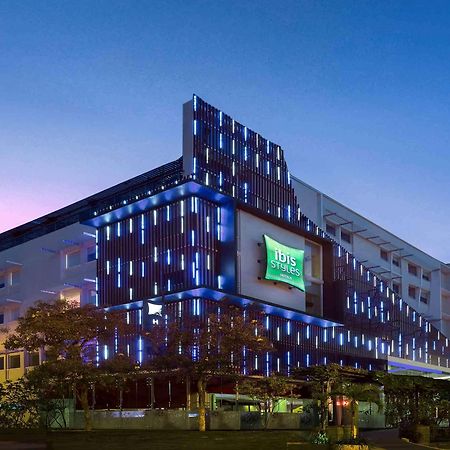 Hotel Ibis Styles Yogyakarta Esterno foto