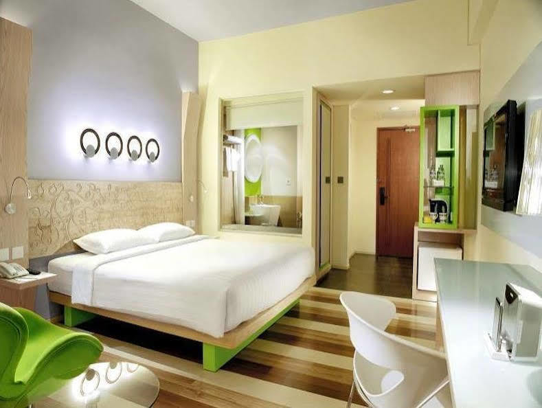 Hotel Ibis Styles Yogyakarta Esterno foto