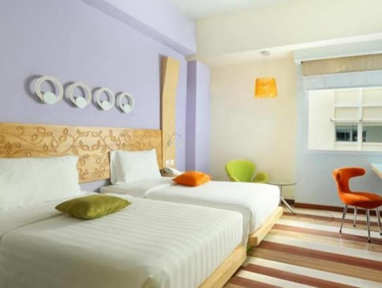 Hotel Ibis Styles Yogyakarta Esterno foto