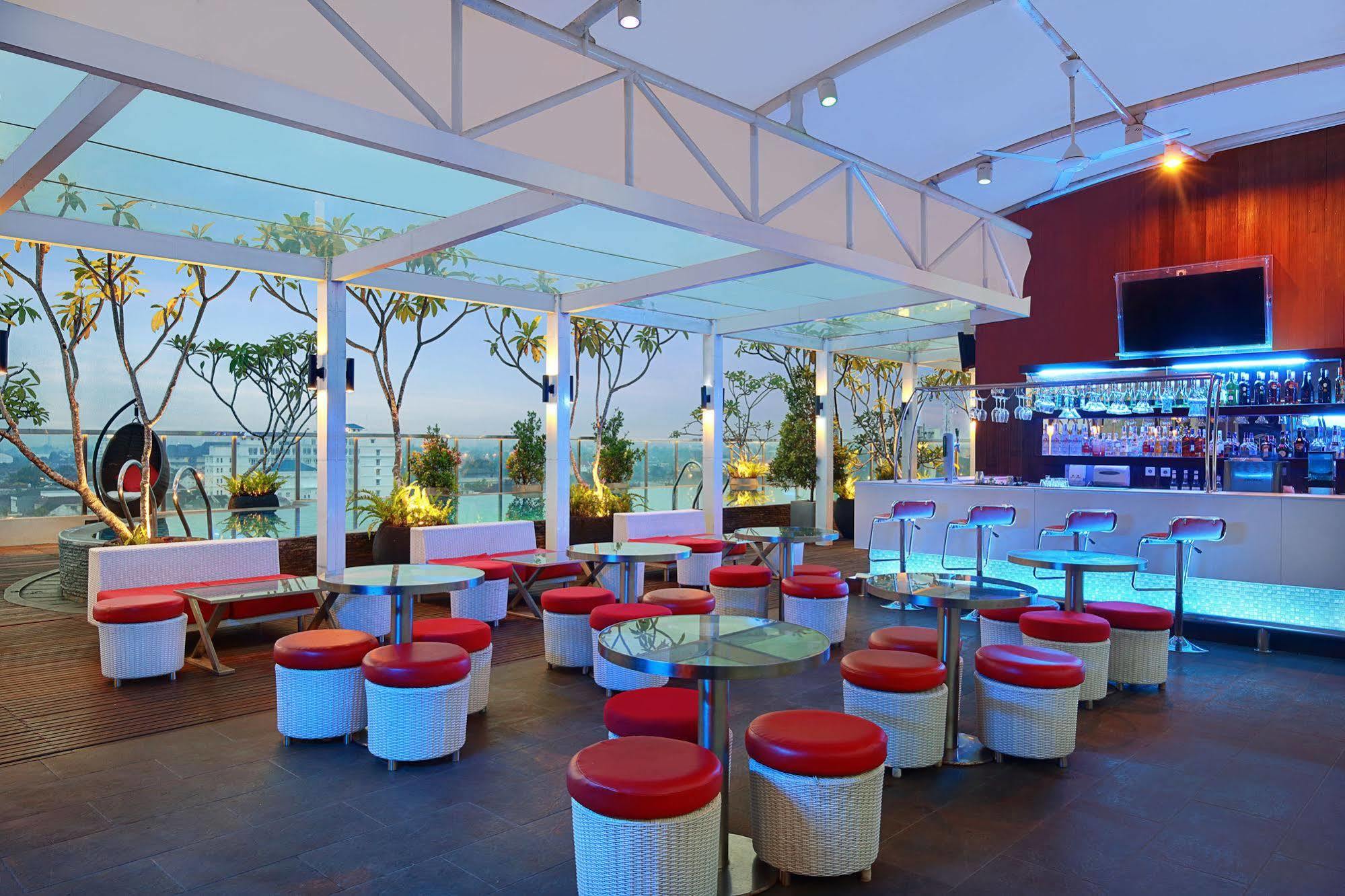 Hotel Ibis Styles Yogyakarta Esterno foto