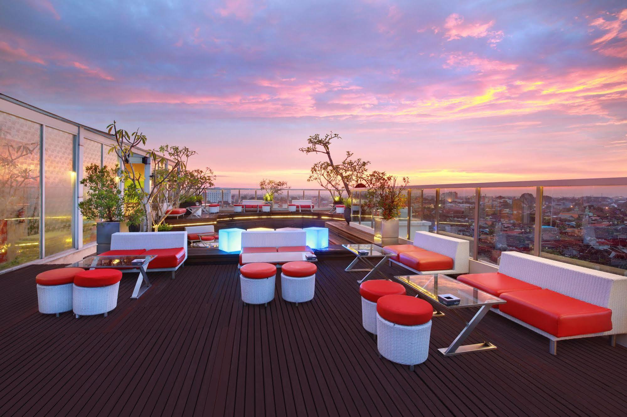 Hotel Ibis Styles Yogyakarta Esterno foto