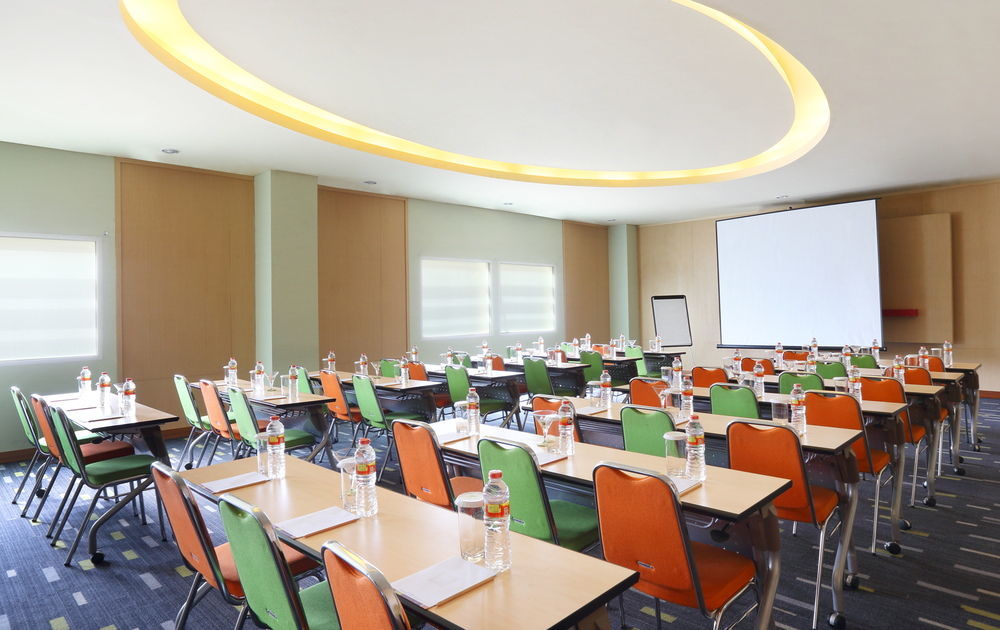 Hotel Ibis Styles Yogyakarta Esterno foto