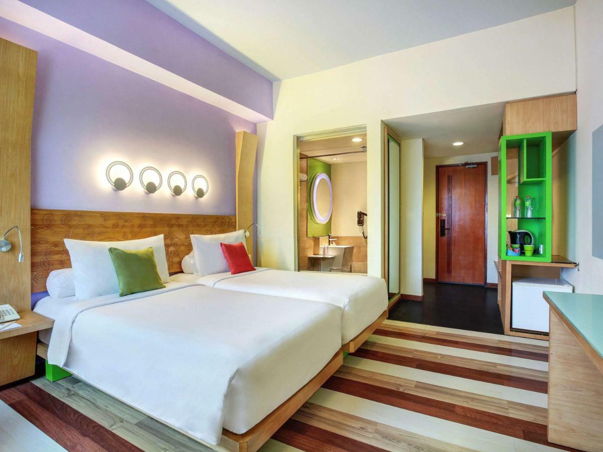 Hotel Ibis Styles Yogyakarta Esterno foto